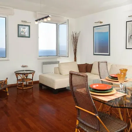 Nonna Nera Apartment *